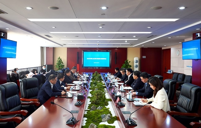 余紅輝會(huì)見(jiàn)杭州市委常委、蕭山區(qū)委書記王敏