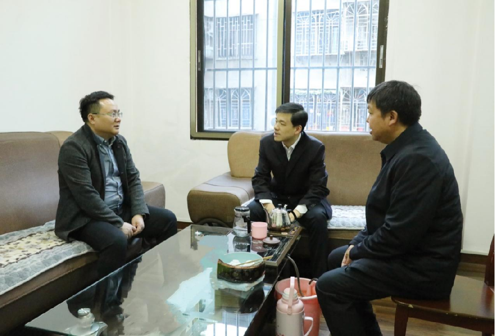 康鶴會(huì)見(jiàn)永安市委書(shū)記傅天寶