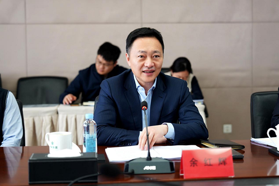 余紅輝與國務(wù)院國資委社會責任局副局長柳長森座談交流