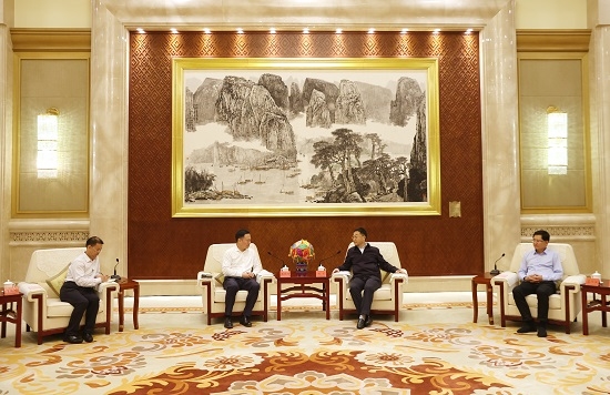 余紅輝拜會廣西壯族自治區(qū)黨委書記劉寧、自治區(qū)主席藍天立