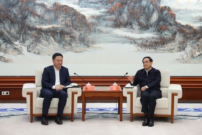 余紅輝拜會貴州省委書記徐麟