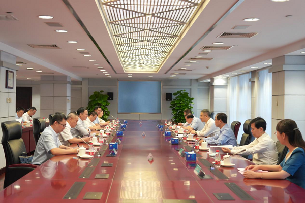 余紅輝拜訪中國(guó)農(nóng)業(yè)銀行黨委書記、董事長(zhǎng)谷澍